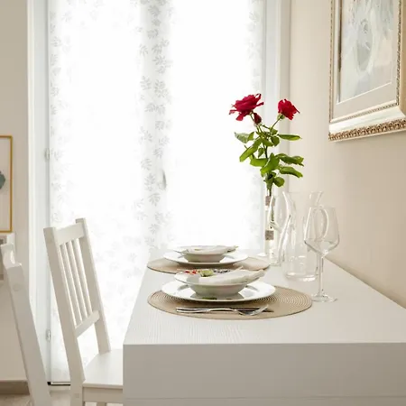 Dimora Le Camelie * فيستَ