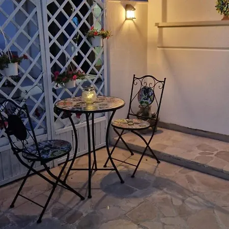 شقة Dimora Le Camelie *