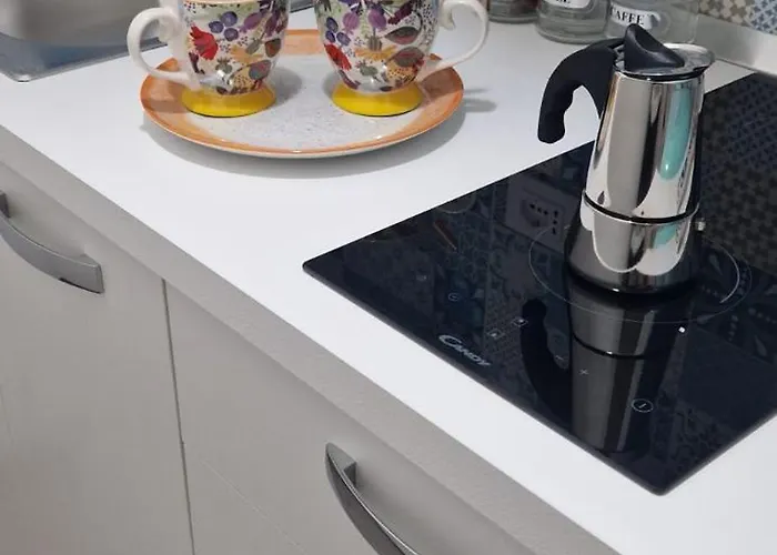 דירה Dimora Le Camelie ויאסטה